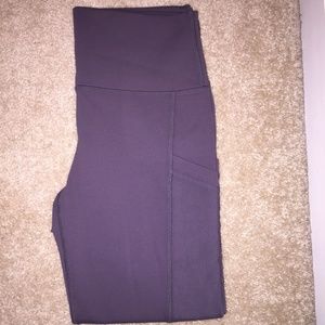 Fabletics  Mila Capri Leggings